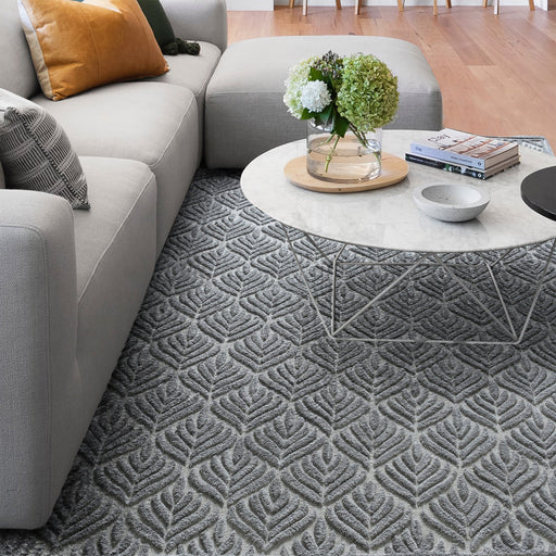 Votice Hand-Woven Wool Area Rug in White and Grey