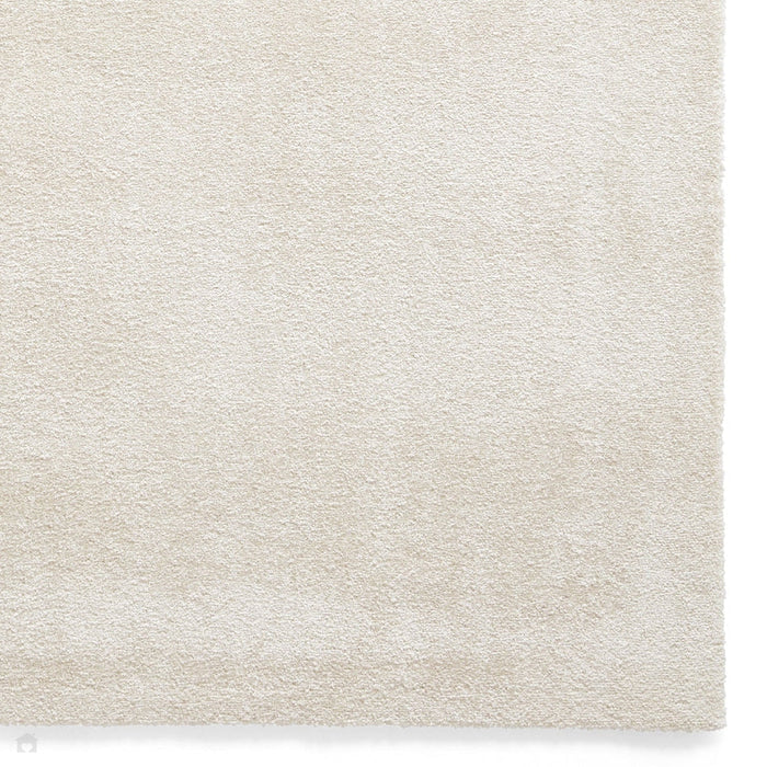 Washable Cove Sleek Low Pile Texture Soft Plain Polyproplene Shaggy Cream Rug