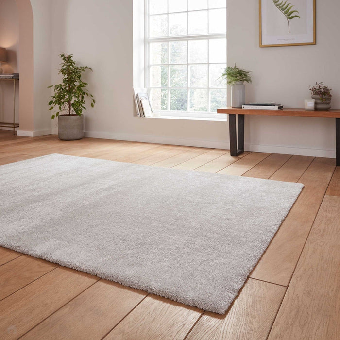 Washable Cove Sleek Low Pile Texture Soft Plain Polyproplene Shaggy Silver Rug