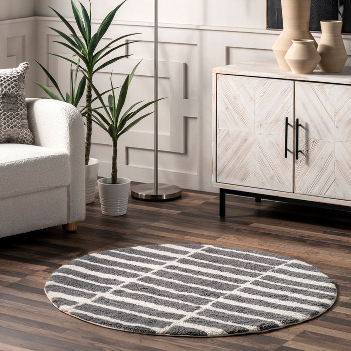 Washable Grey Wool Rug with Piano Key Design