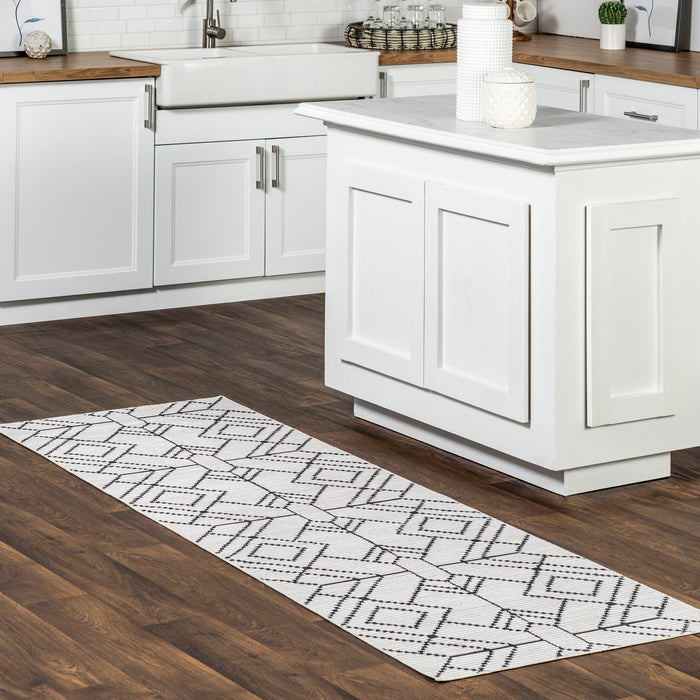 Washable Ivory Geometric Area Rug For High Traffic Spaces