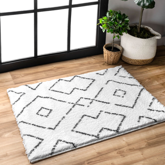 White Lattice Shag Area Rug 120x180 cm