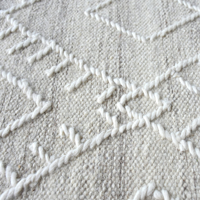 Wool Hand Woven Geometric Pattern Rug