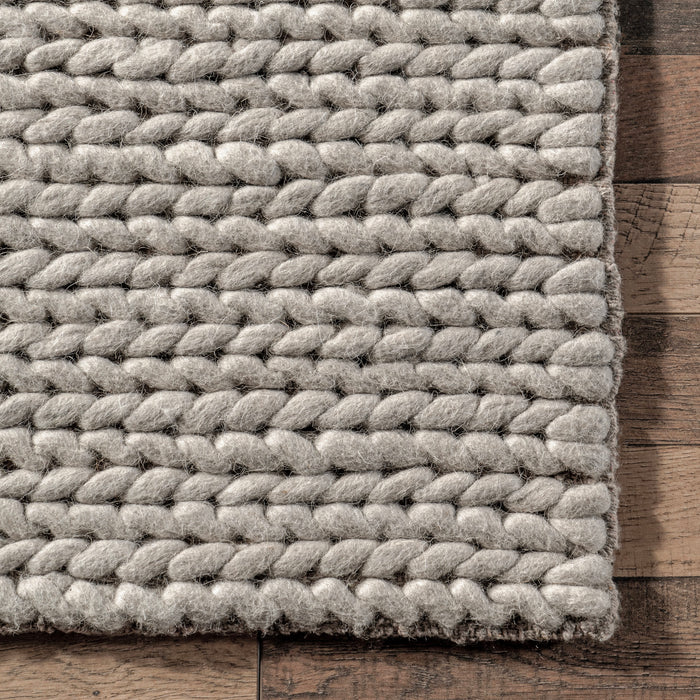 Wool Knit Rug in Light Grey for Cozy Home Decor