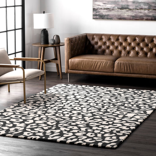 Wool Leopard Area Rug 120x180 cm Black