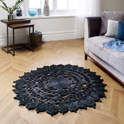 Zarla Black Round Rug